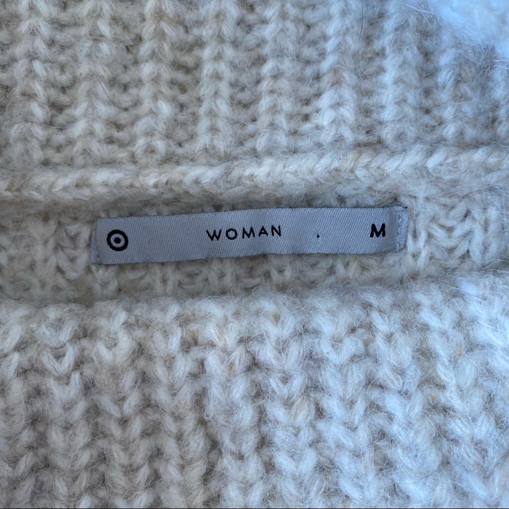 Target / Off White Wool Sweater / Size M - Picture 7 of 7